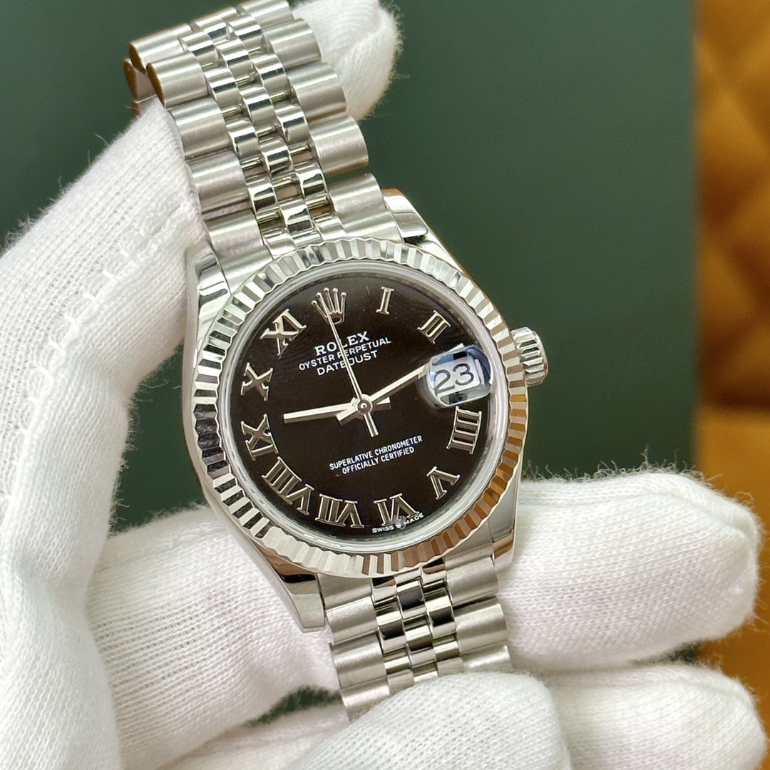 Old watch m278274-0002
