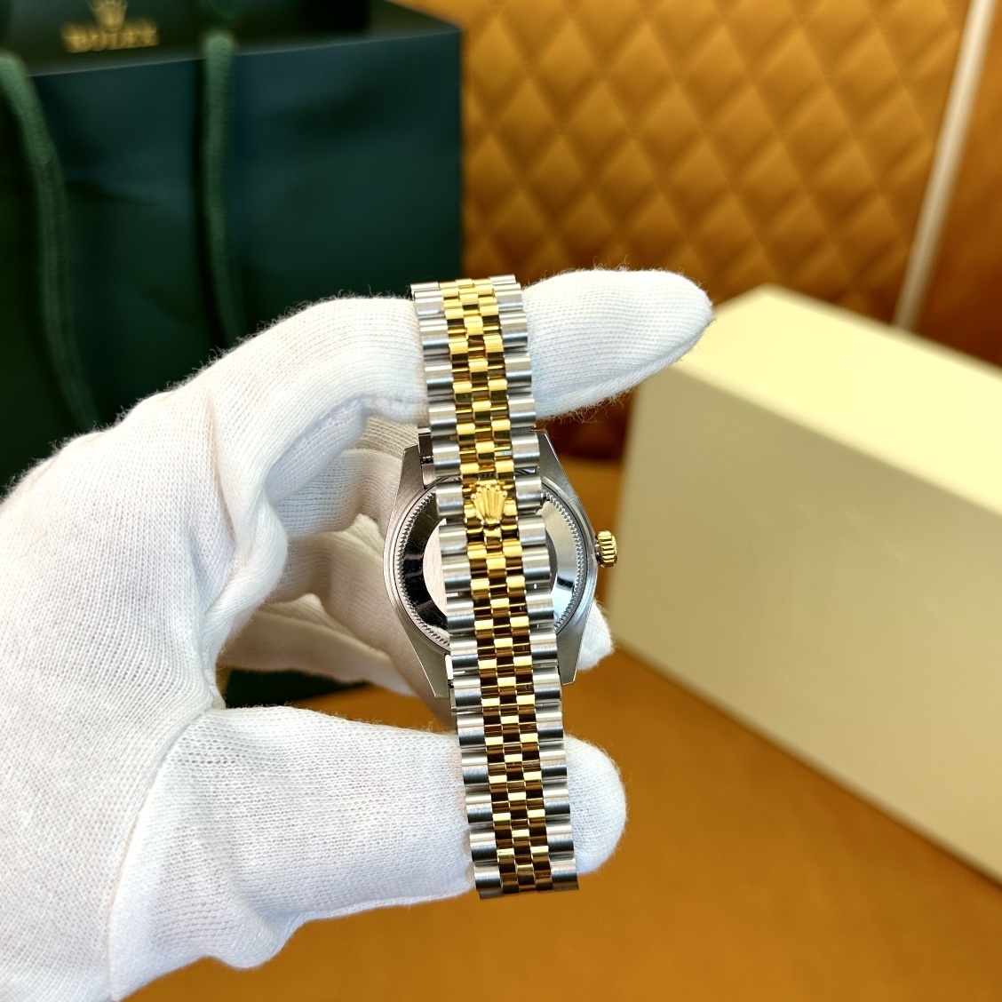 Old watch m278383rbr-0030