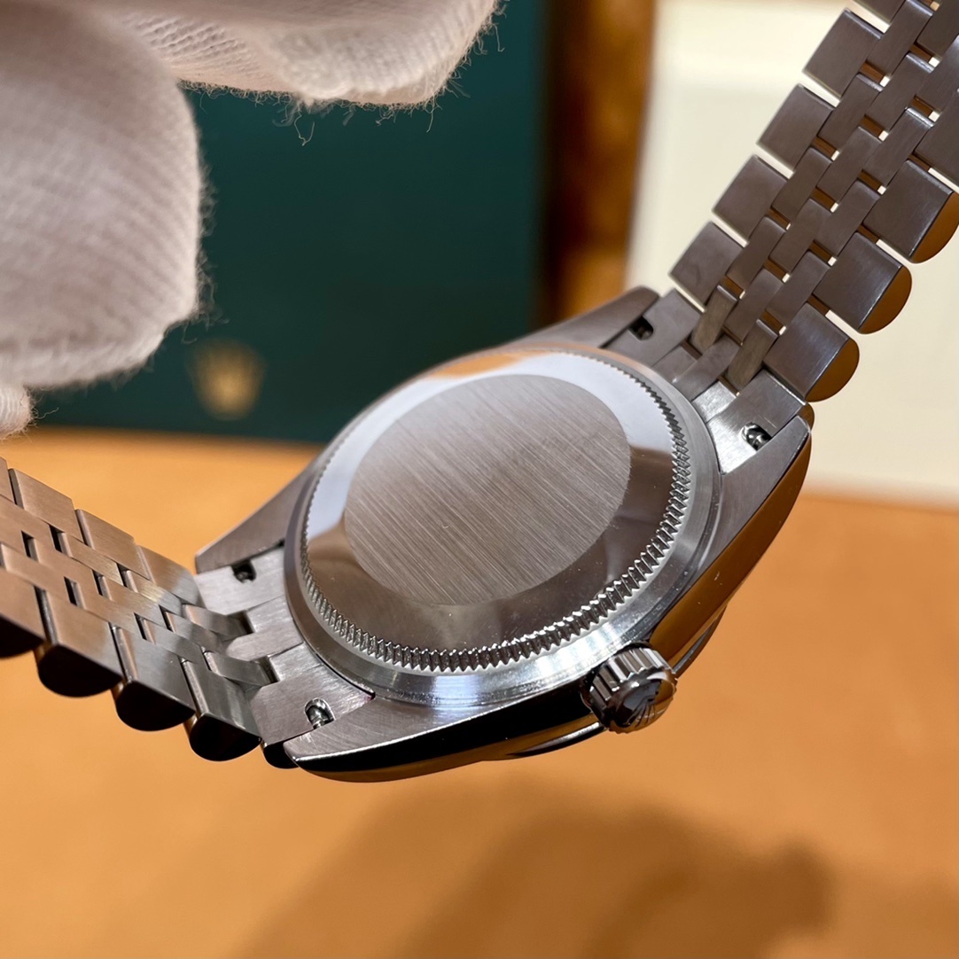 Old watch m278384rbr-0032