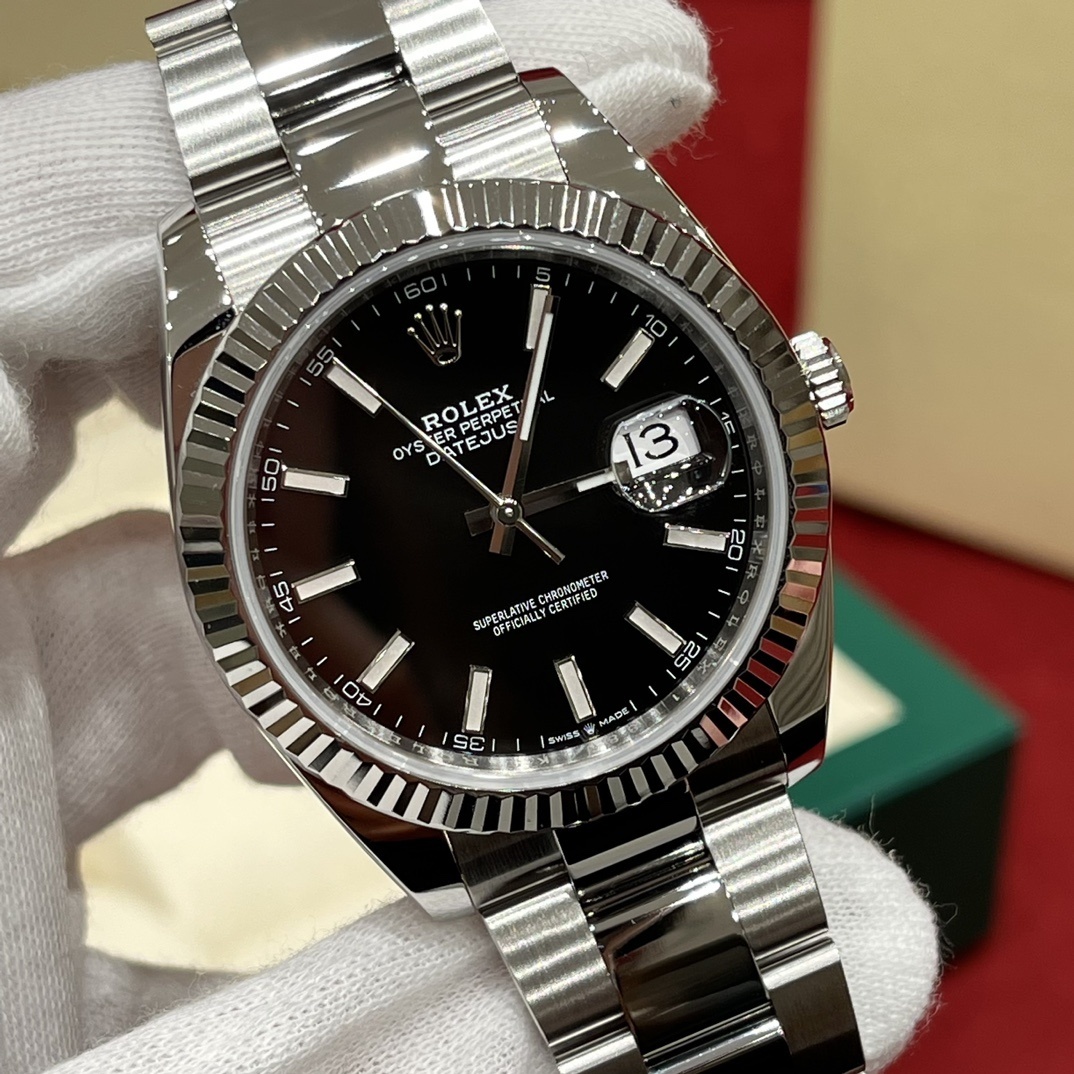 Old watch m126334-0017
