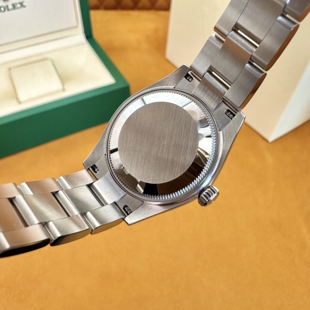 Old watch M277200-0010