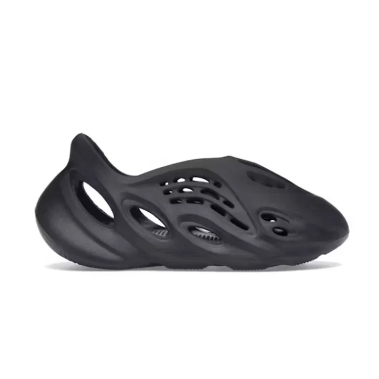 Y**zy Foam Onyx