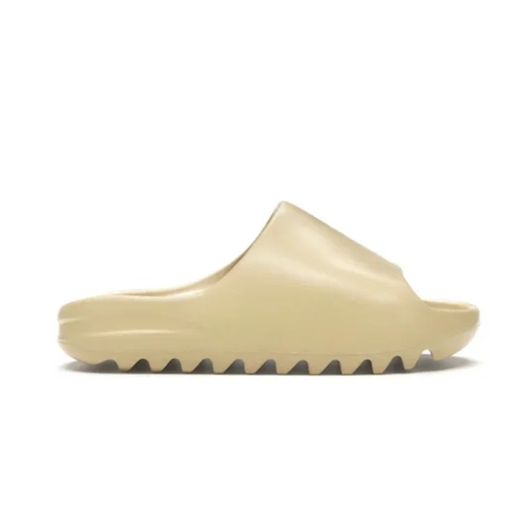 Y**zy Desert Sand Casual sneakers