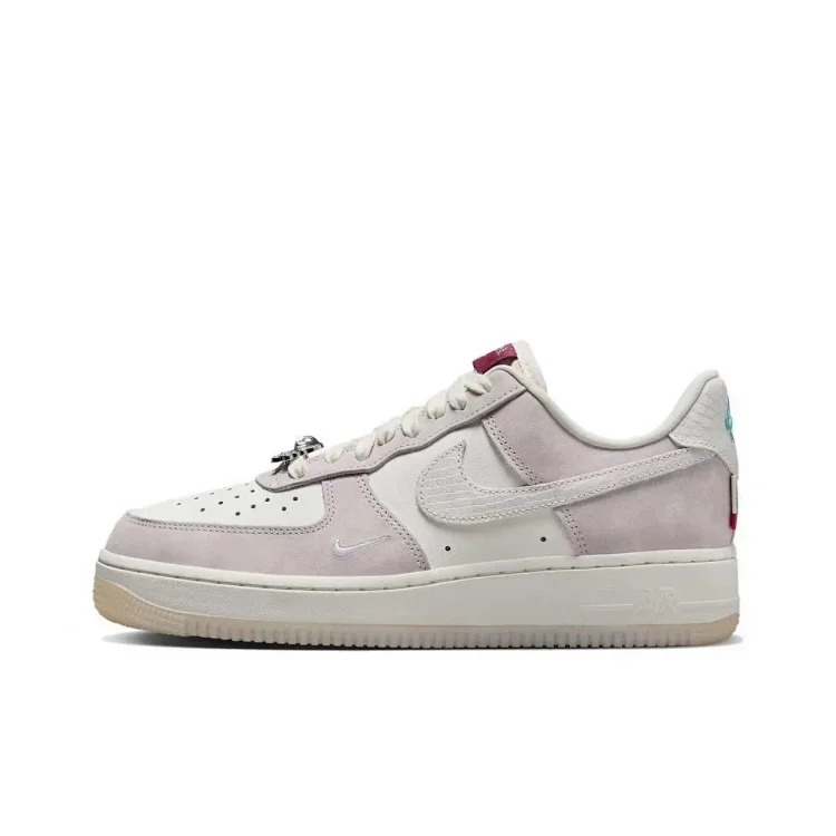 Pure white pure black wheat low top retro classic image 17