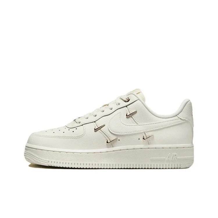 Pure white pure black wheat low top retro classic image 8