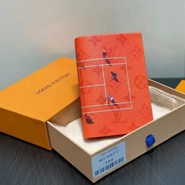New fashion trend wallet