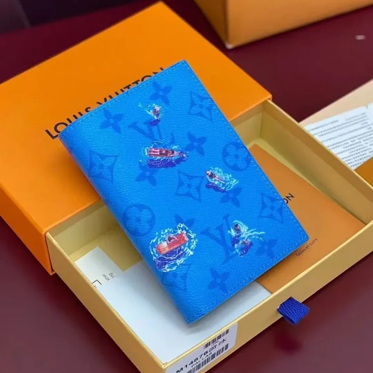 New fashion trend wallet