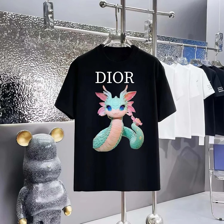 Fashionable short sleeves