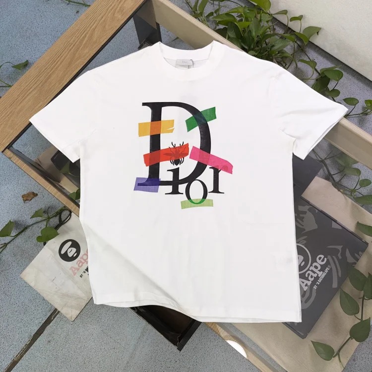 Fashionable short sleeves