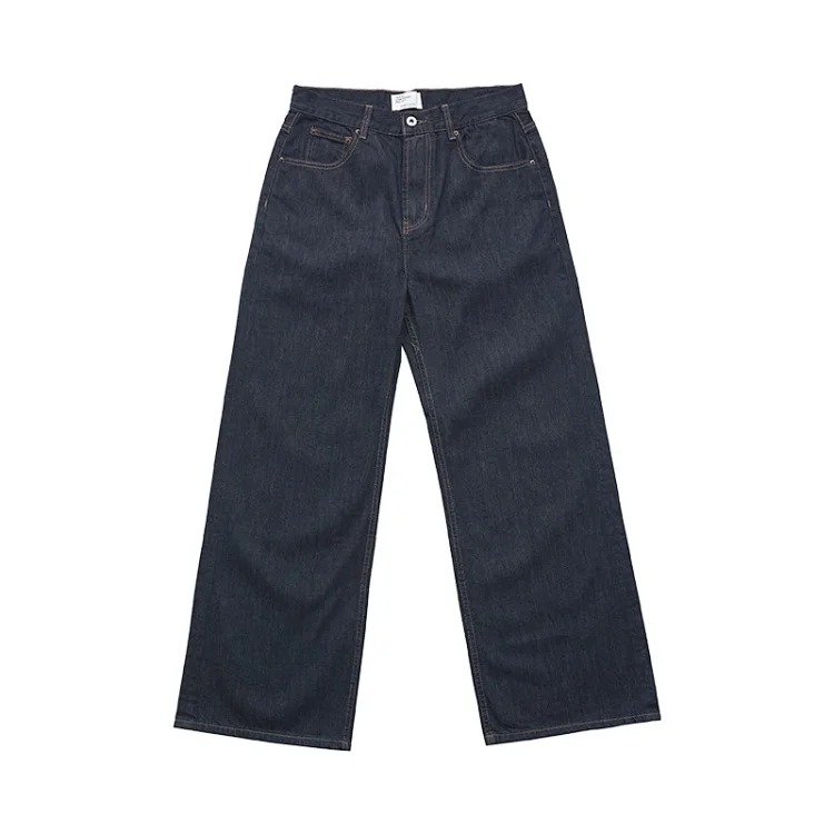 M fit straight-leg Cleanfit jeans