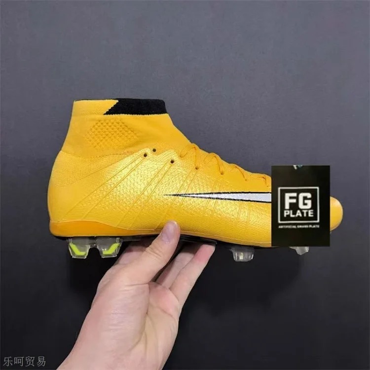 Football shoes FG spike high top CR7