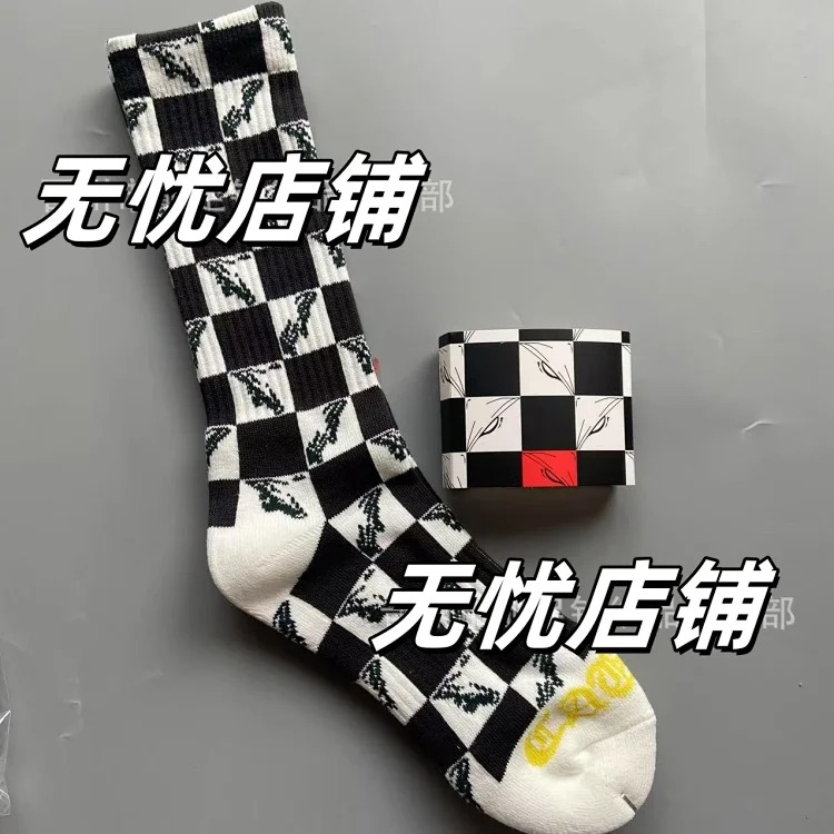 Fashion trend socks love graffiti red lips towel bottom mid-calf socks