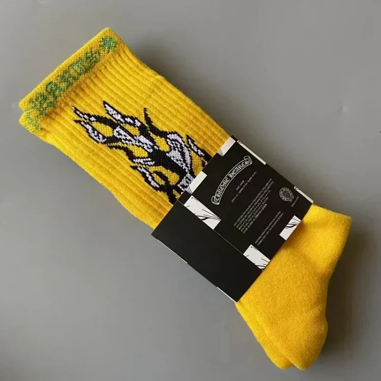 Fashion trend socks love graffiti red lips towel bottom mid-calf socks