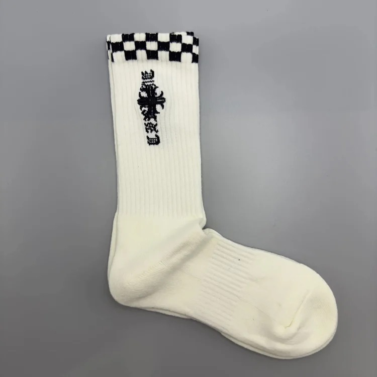 Men's and women's mid-calf sports socks for couples