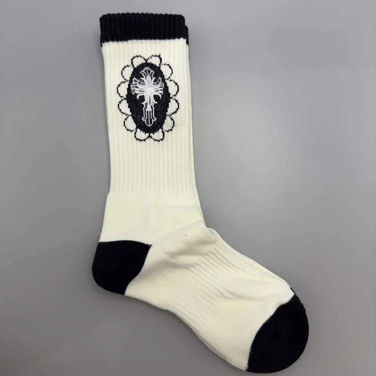 Men's and women's mid-calf sports socks for couples