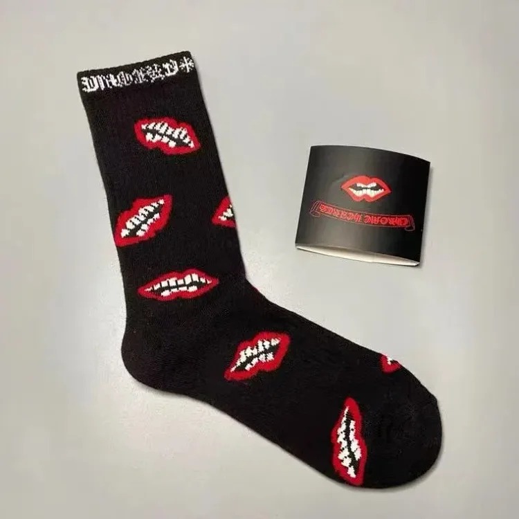 Men's and women's mid-calf sports socks for couples
