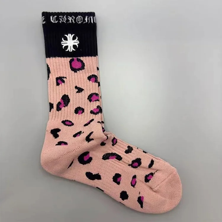 Men's and women's mid-calf sports socks for couples