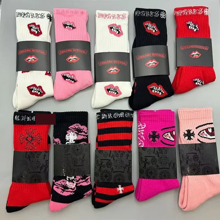Men's and women's mid-calf sports socks for couples