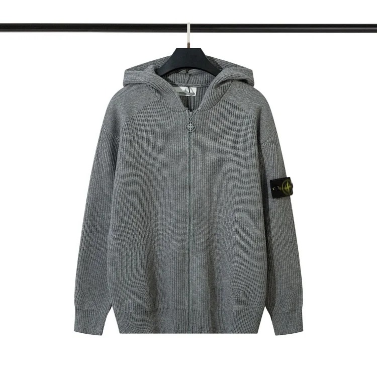 Stone zipper open chest stand collar badge functional knitted sweater for men and women in autumn and winter