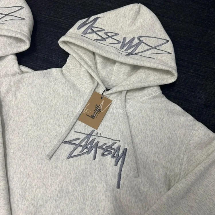 Embroidered hooded sweatshirt essential for men and women couples