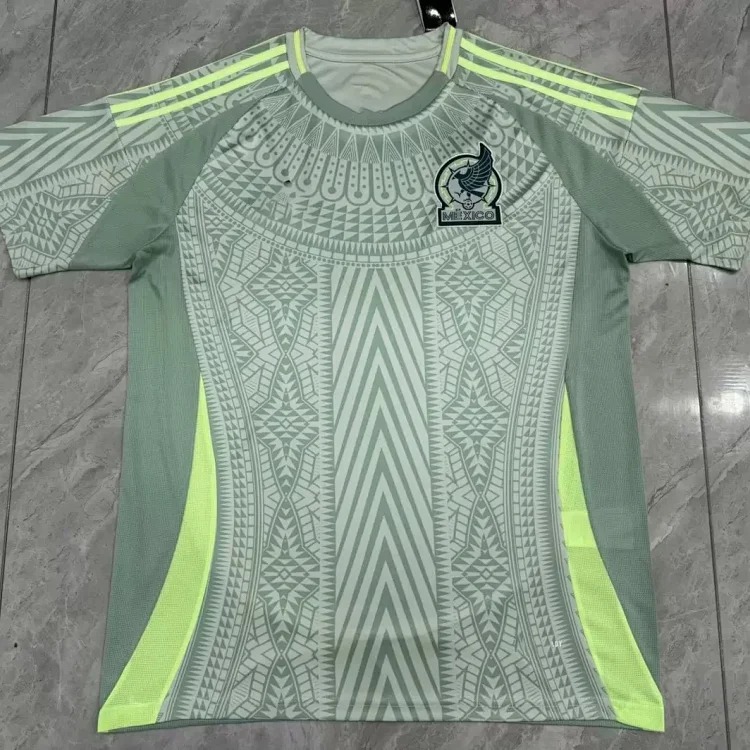 Louis Vuitton Football uniform Ajax Real Madrid Black Dragons Brazil Japan Kiyomizu Temple Crystal Palace Brazilian Eagles jersey