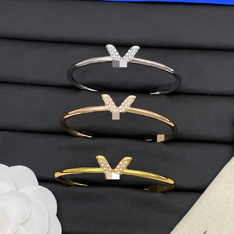 Bracelet women's new high Seiko V letter open bracelet