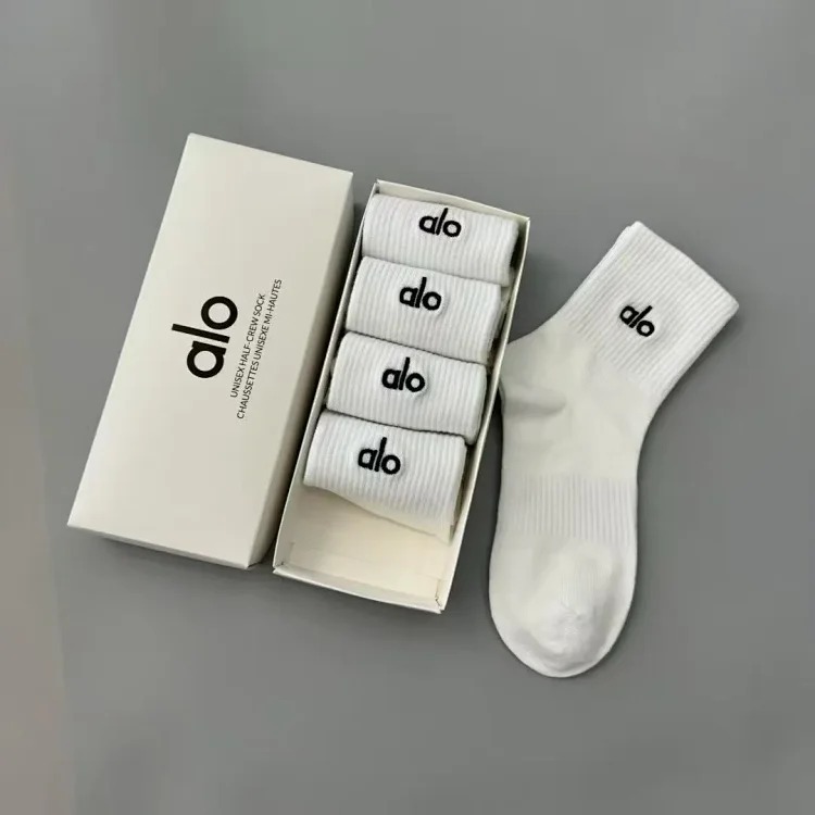 Horse towel bottom embroidery 6 pairs of original single men's socks foreign trade classic ship medium tube high tube