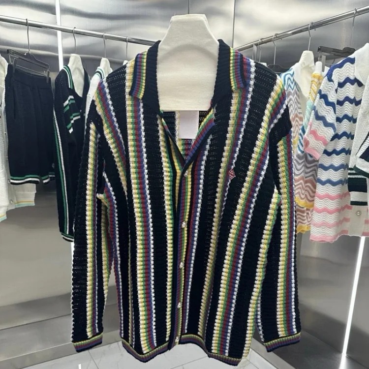 Knitted sweater short sleeve jacquard cardigan