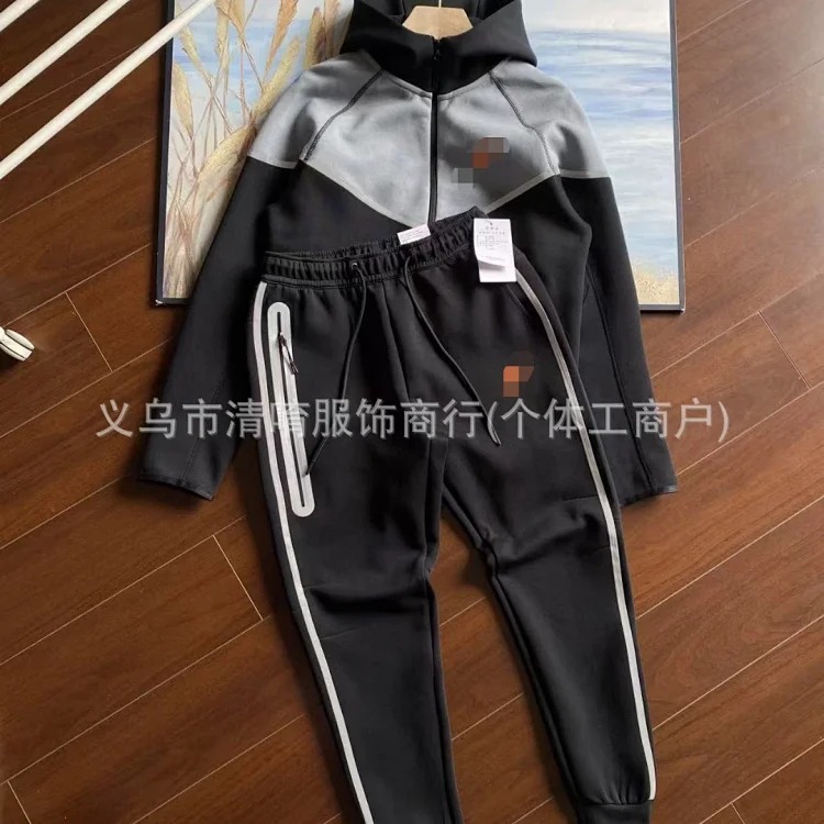 More styles available. See store categories.Reflective knitted hooded zip-up sweatshirt track jacket sweatpants FZ0754