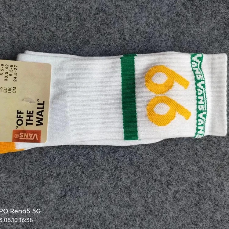 Cross-border trendy high-top cotton socks with cartoon letters and anime couple style towel-soled sports socks wholesale and retail
