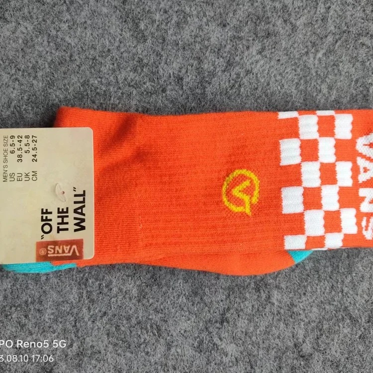 Cross-border trendy high-top cotton socks with cartoon letters and anime couple style towel-soled sports socks wholesale and retail