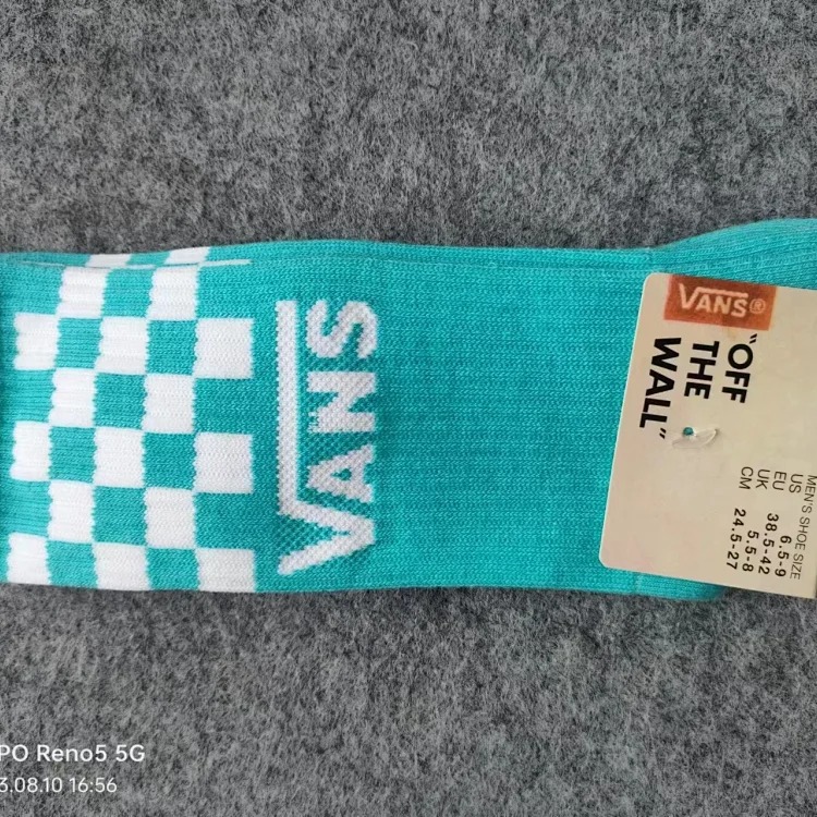 Cross-border trendy high-top cotton socks with cartoon letters and anime couple style towel-soled sports socks wholesale and retail