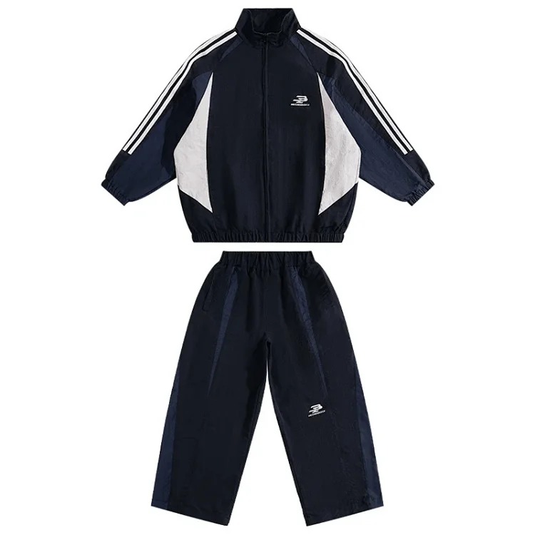 2026 new autumn style medium and large boys Korean style stitching embroidery suit outdoor fashion loose and comfortable two-piece set