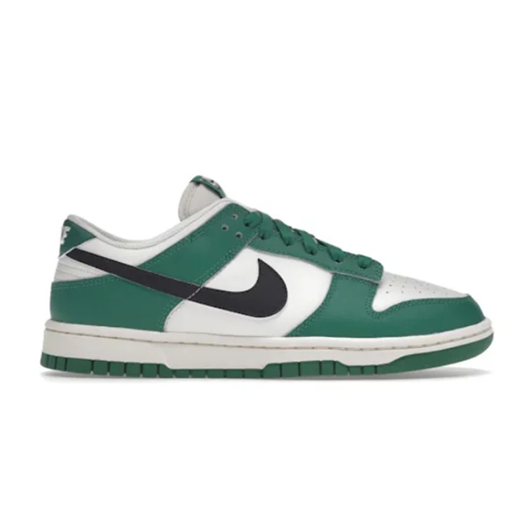 M D**K Low SE Lottery Pack Malachite Green Fashion sneakers