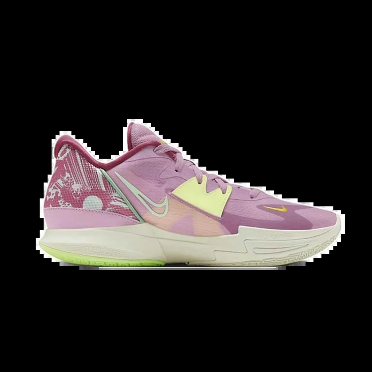 Kyrie 5 Low Sneakers