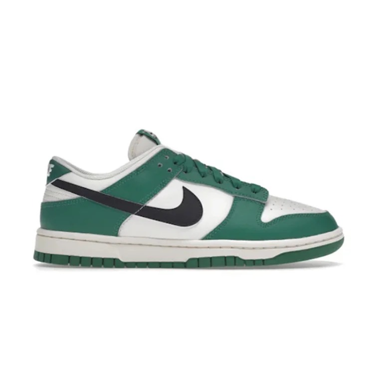 VT D**K Low SE Lottery Pack Malachite Green Casual sneakers