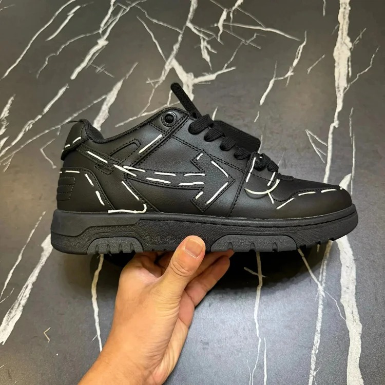 Arrow shoes cowhide fashion sneakers men's black and white