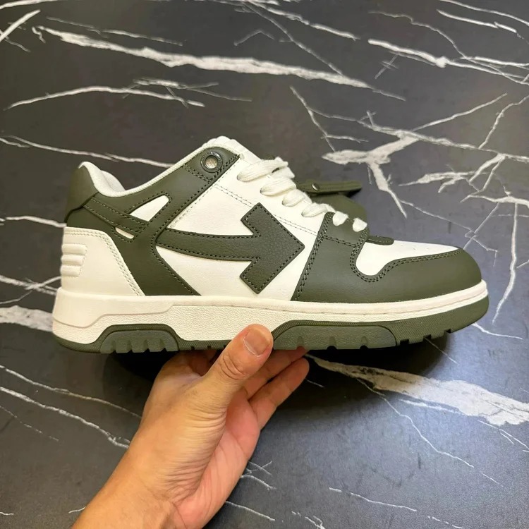 Arrow shoes cowhide fashion sneakers men's black and white