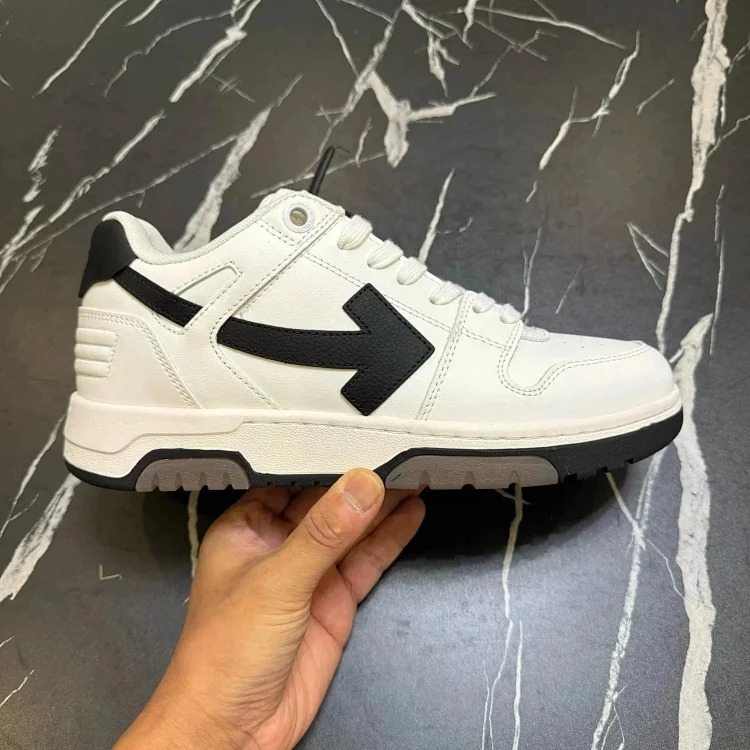 Arrow shoes cowhide fashion sneakers men's black and white