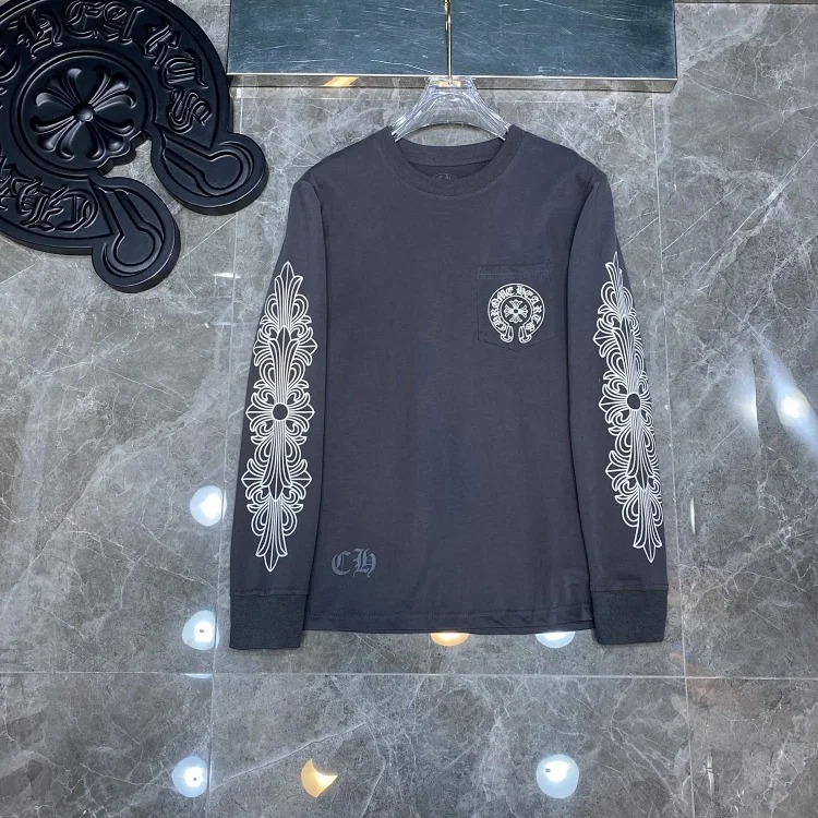 Cross horseshoe long sleeve T-shirt