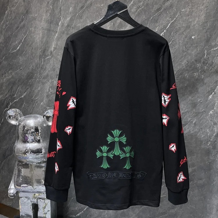 Cross horseshoe long sleeve T-shirt