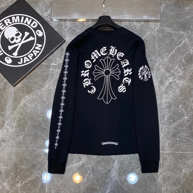 Cross horseshoe long sleeve T-shirt