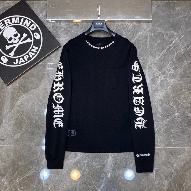 Cross horseshoe long sleeve T-shirt