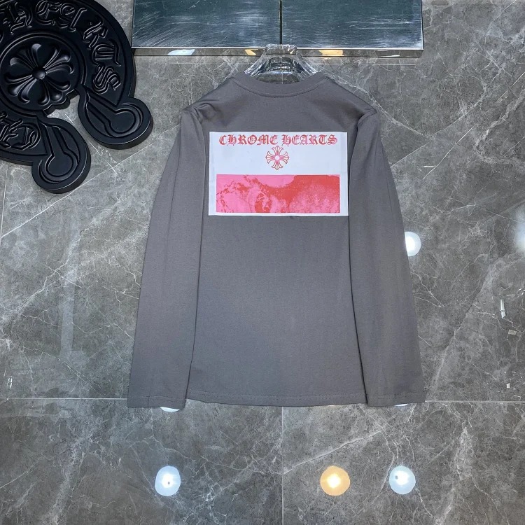 Cross horseshoe long sleeve T-shirt