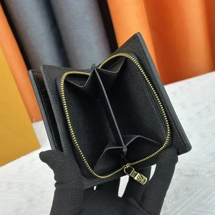 M80152 this éa wallet