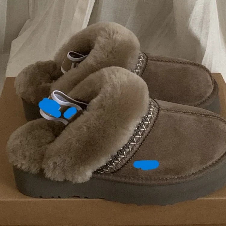 U hot thick bottom three wear slippers