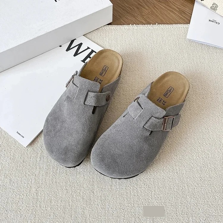 Genuine leather slippers