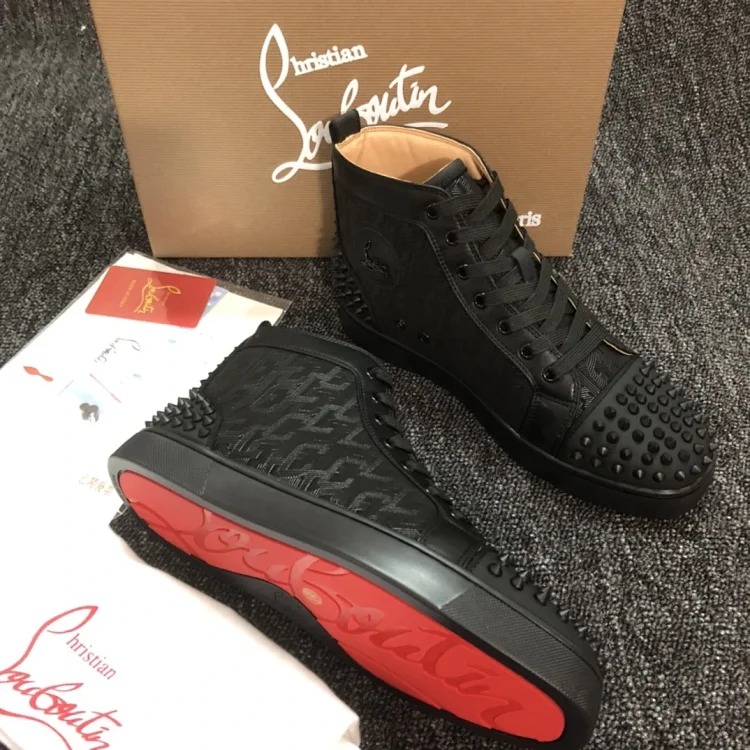 OG1 red sole rivet casual shoes for men and women, same style