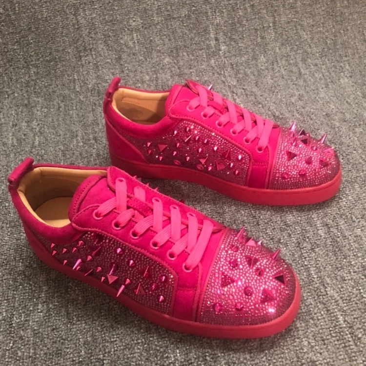 OG1 red sole rivet casual shoes for men and women, same style