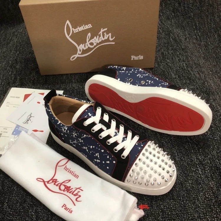 OG1 red sole rivet casual shoes for men and women, same style